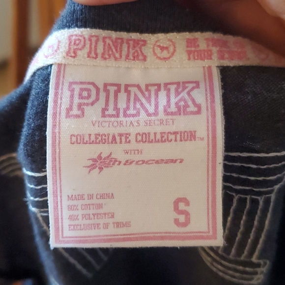 Victoria secret pink Mu sequence t-shirt - Picture 3 of 3